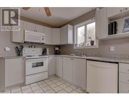 27 COOK CRESCENT - 8