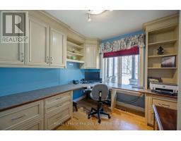 3 OLD OAK LANE - 16
