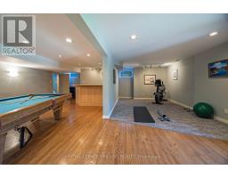 3 OLD OAK LANE - 29