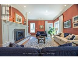 3 OLD OAK LANE - 8