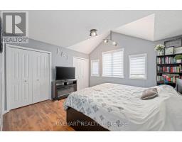 881 RAILTON AVENUE - 13