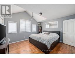 881 RAILTON AVENUE - 14