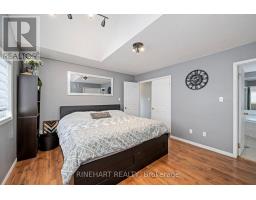 881 RAILTON AVENUE - 15