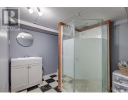 108 MYRTLE STREET - 36
