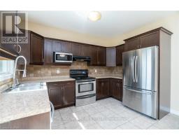 30 - 960 BITTERBUSH CRESCENT - 13