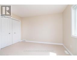 30 - 960 BITTERBUSH CRESCENT - 20