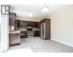 30 - 960 BITTERBUSH CRESCENT - 9