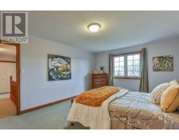 41 GREYROCK CRESCENT - 20