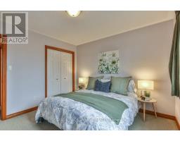 41 GREYROCK CRESCENT - 28