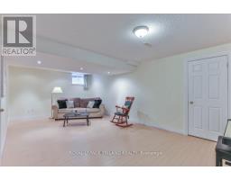 41 GREYROCK CRESCENT - 32