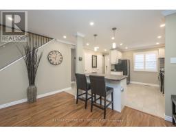 712 WONDERLAND ROAD S - 11