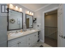 712 WONDERLAND ROAD S - 23