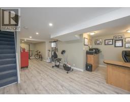712 WONDERLAND ROAD S - 25