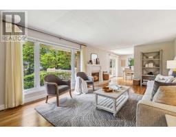 1514 STONEYBROOK CRESCENT - 10