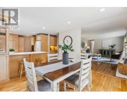 1514 STONEYBROOK CRESCENT - 18