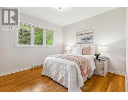 1514 STONEYBROOK CRESCENT - 23