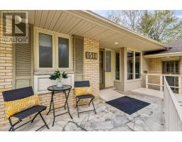 1514 STONEYBROOK CRESCENT - 6