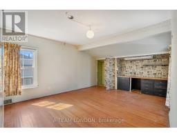 422 CHESTER STREET - 22
