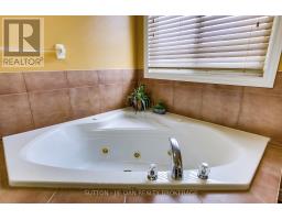 1817 MICKLEBOROUGH DRIVE - 19