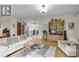 329 VICTORIA STREET - 30