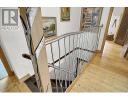 329 VICTORIA STREET - 37