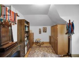 329 VICTORIA STREET - 45
