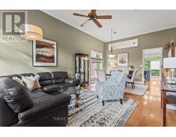 12 - 6 CADEAU TERRACE - 7