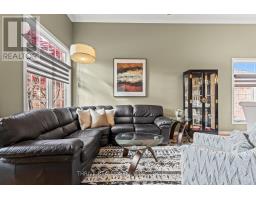 12 - 6 CADEAU TERRACE - 8