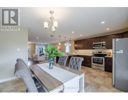 15 SHAWNS TRAIL - 11