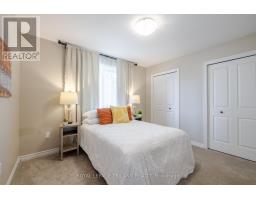 15 SHAWNS TRAIL - 16