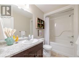 15 SHAWNS TRAIL - 18