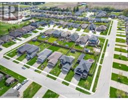 15 SHAWNS TRAIL - 36