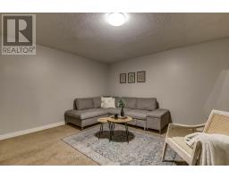 93 - 1095 JALNA BOULEVARD - 18