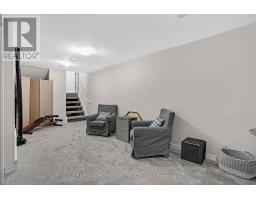 27 - 281 BLUEVALE STREET N - 29