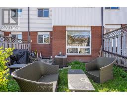 27 - 281 BLUEVALE STREET N - 32
