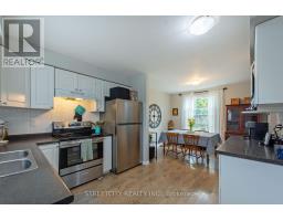 138 CARLYLE DRIVE - 17