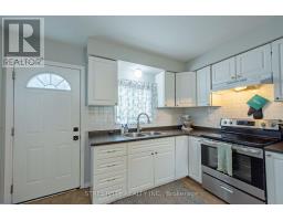 138 CARLYLE DRIVE - 22