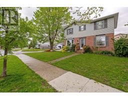 138 CARLYLE DRIVE - 3