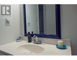 138 CARLYLE DRIVE - 35