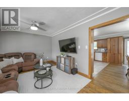 108 COULTER AVENUE - 14