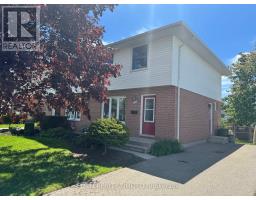 18 VANIER PLACE - 2