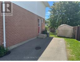 18 VANIER PLACE - 26