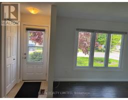 18 VANIER PLACE - 5