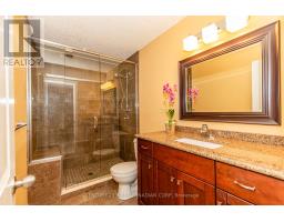 3337 PAULPEEL AVENUE - 38