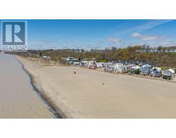 3 - 374 EDITH CAVELL BOULEVARD - 20