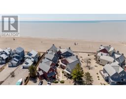 3 - 374 EDITH CAVELL BOULEVARD - 3