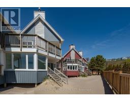 3 - 374 EDITH CAVELL BOULEVARD - 30