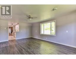 12 KING STREET E - 16
