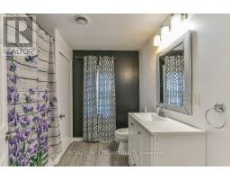 12 KING STREET E - 23