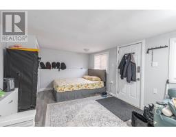 382 WHARNCLIFFE ROAD S - 17
